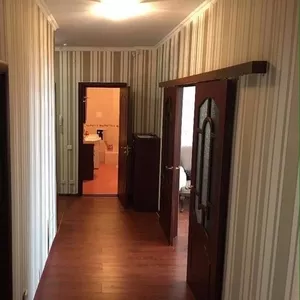 Продам трехкомнатную квартиру в Уральске