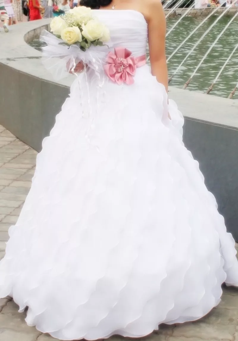 Продам или сдам шикарное свадебное платье