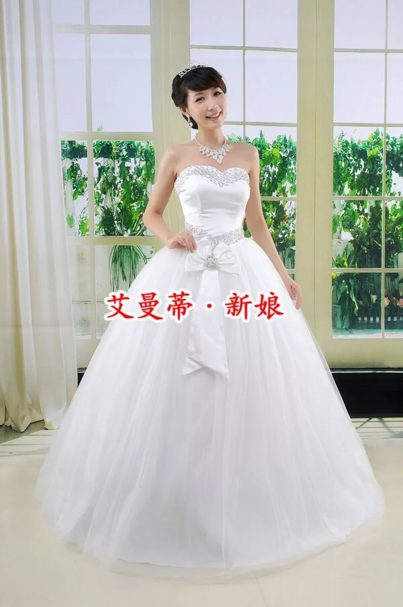 продам новое очень красивое свадебное платье.дешево.30 000 тг. (фото)