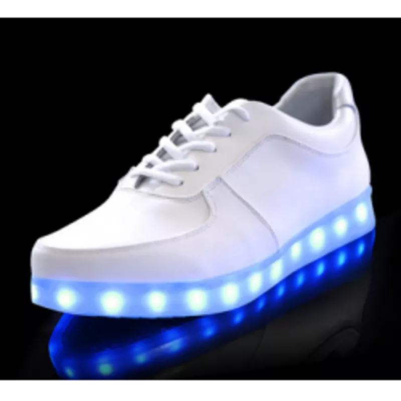 Светящиеся кроссовки с LED подошвой хит сезона 3