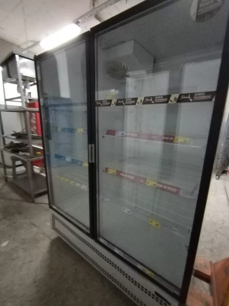 Холодильный шкаф в Уральске 2