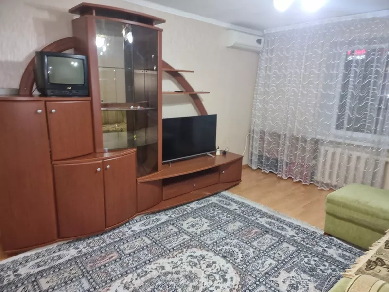  сдам посуточно 1-,  2- , 3-комнатную квартиру 6