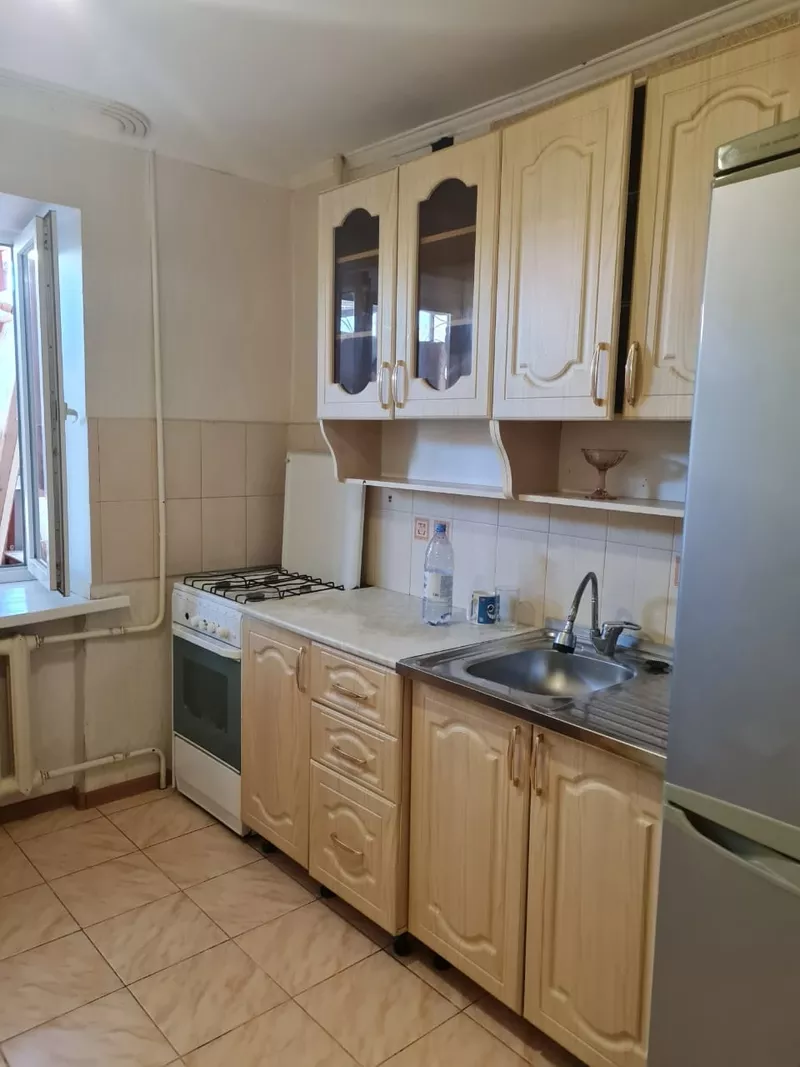  сдам посуточно 1-,  2- , 3-комнатную квартиру 7